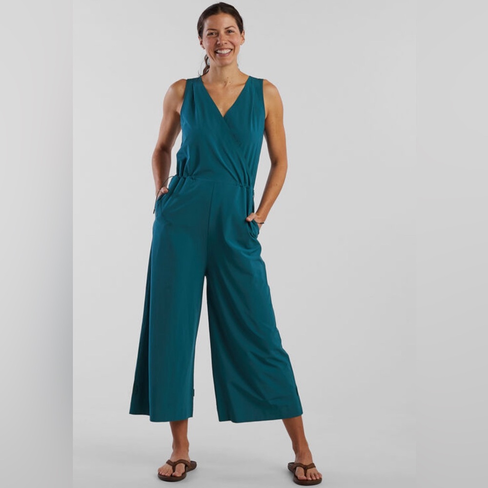 Title Nine Round Trip Jumpsuit Blue Jade UPF 50+ Size Medium